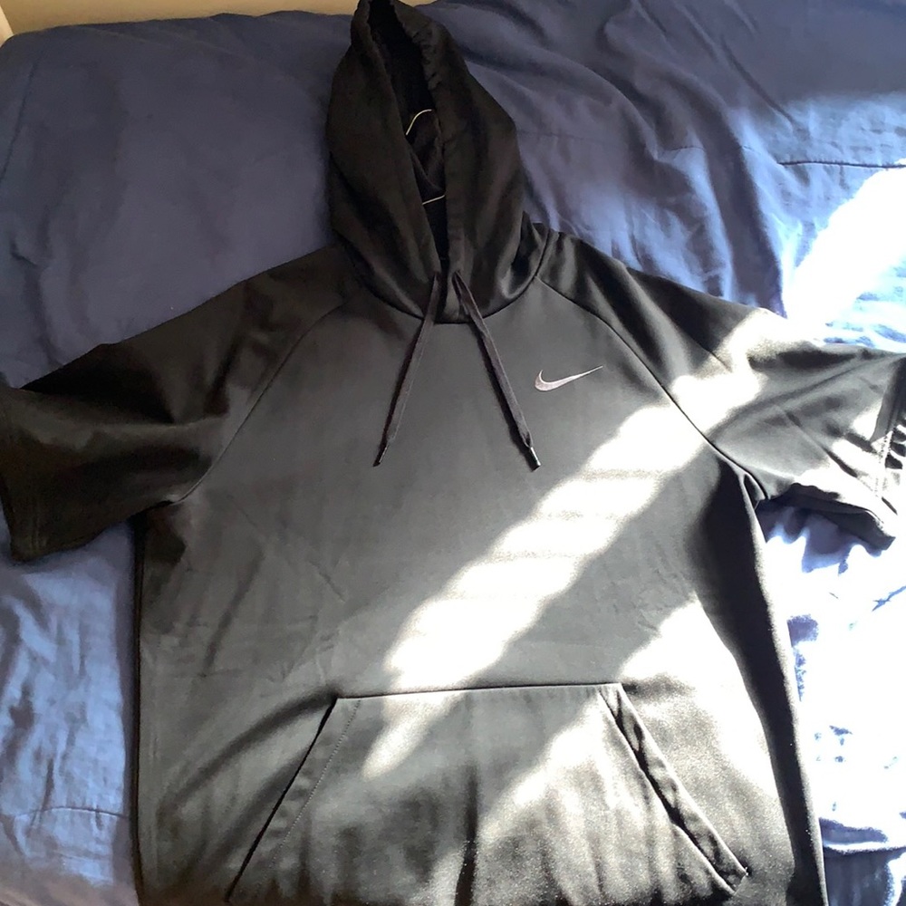 Nike short sleeve hoodie Dri-fit